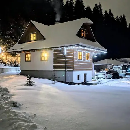 Drevenice U Jozefa Oravsky Podzamok